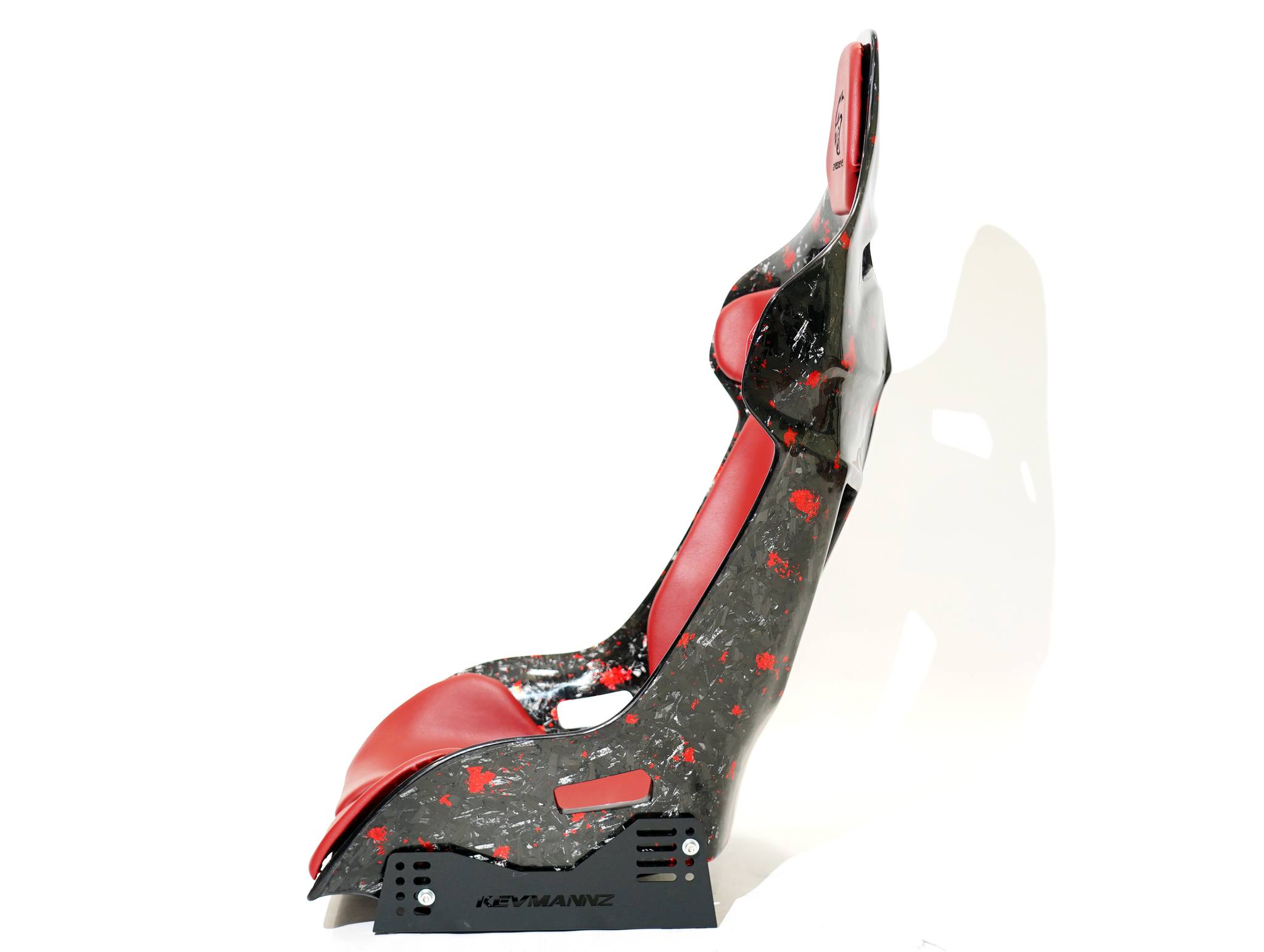 Forged CF + Red Flakes GT-Max seats with red leather padding, including plug&play rails and slider kit for Dodge Charger Hellcat 2021.