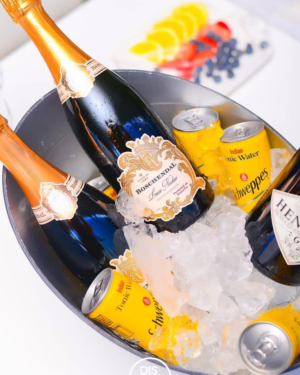 The weekend standard is officially set. We don’t just serve drinks; we curate the atmosphere that turns a regular outing into a signature experience.
When you step into Disoufeng, you’re choosing the premium side of life—where every detail, from the ice-cold pour to the crisp presentation, is designed to elevate your time with us. It’s about the aesthetic, the company, and the undeniable vibe that sets our space apart from the rest.
#HighEnergyFriday
