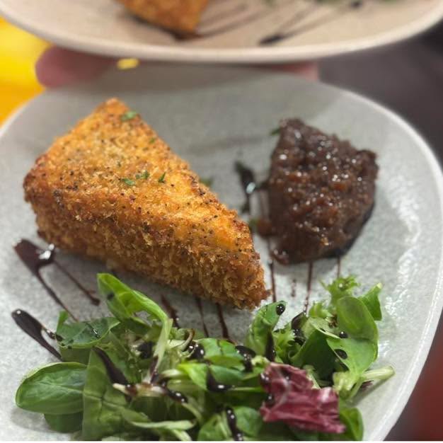 Fancy some Tapas? ๐ค ๐๐ง
Open from 12pm today ๐