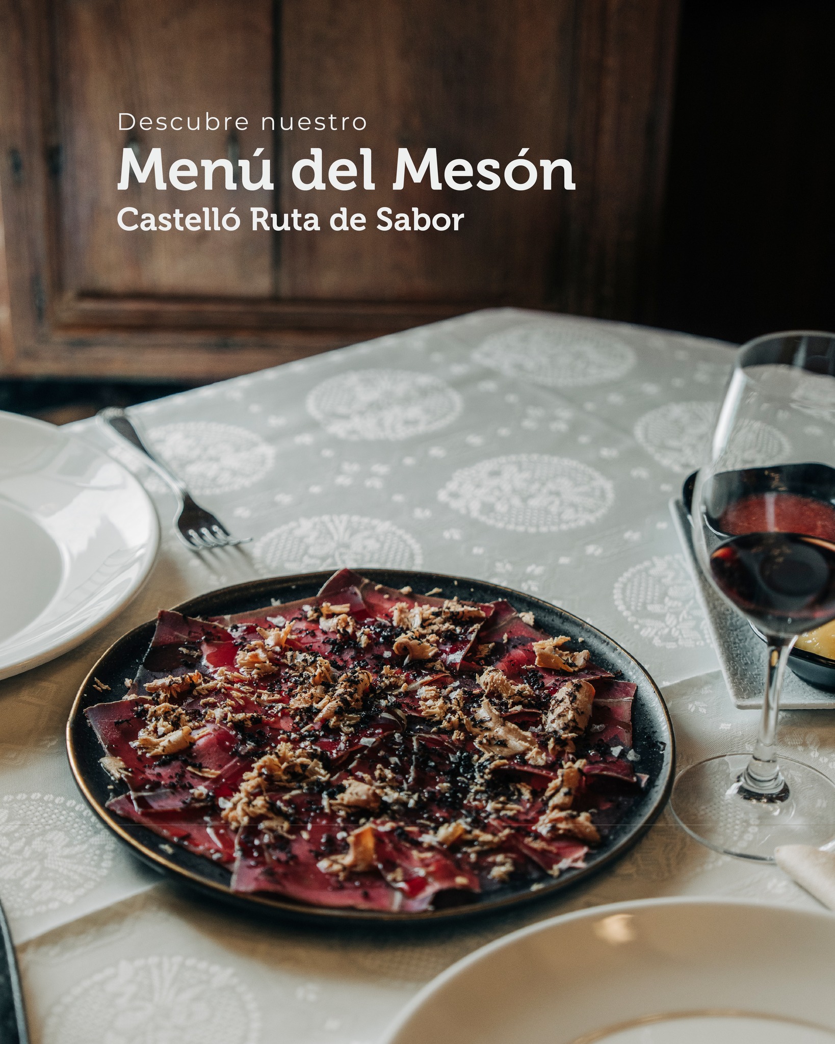 Hay sabores que nos definen. Sabores de aquí, de nuestra tierra y de nuestra cocina de siempre 🍽️
En nuestro Menú del Mesón Castelló Ruta de Sabor reunimos recetas, producto local y platos con identidad. Un recorrido por la tradición, el territorio y esos sabores que nunca fallan ❤️
Descubre el menú completo en nuestra web y ven a disfrutarlo en Morella.
🌐 www.mesondelpastor.com
#mesondelpastor #bibgourmand #castellórutadesabor #morella