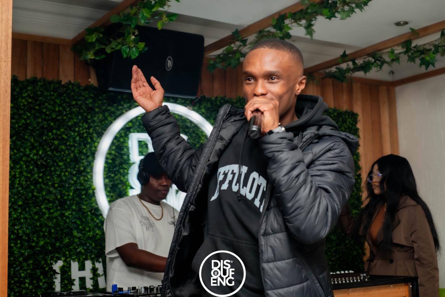 The energy for Thursday is already hitting different. When the music, the crowd, and the atmosphere align, that’s just a standard day at Disoufeng.
We’re keeping the momentum high all week long—come through, catch the vibe, and be part of the moment.
#Disoufeng #ThursdayVibes #SowetoLifestyle #LiveExperience