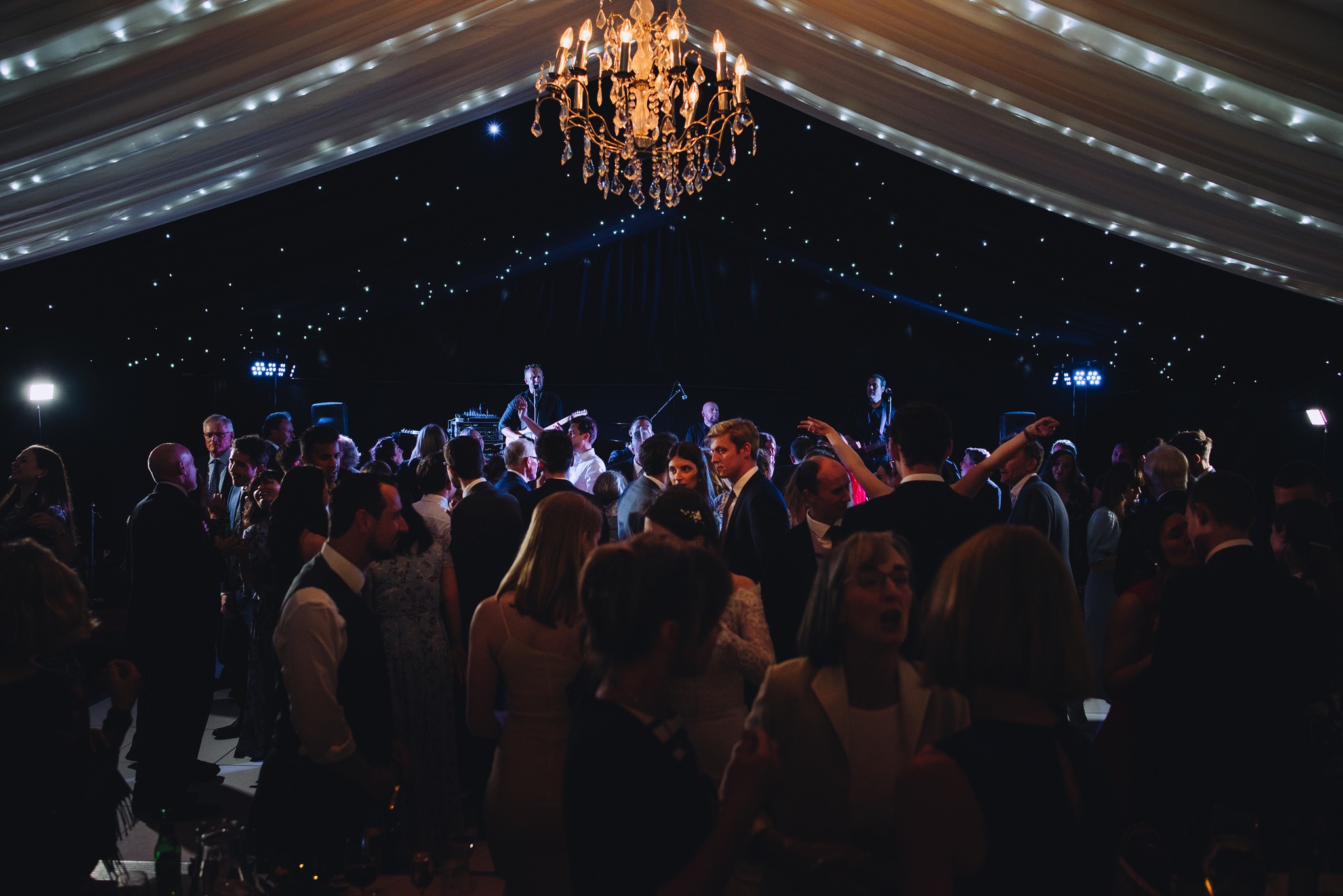 ๐ฏ ALL-DAY Wedding Music Package
๐ผ WE KNOW HOW TO ROCK YOUR WEDDING!
โ
The ceremony (Solo Acoustic)
โ
The reception drinks (Solo Acoustic)
โ
The evening party (Band & DJ)
โ
And everything in between (Wedding Breakfast, Host / Compรจre, and more...)
โช๏ธI'll sing you down the aisle
โช๏ธI'll keep your guests entertained during the photos
โช๏ธI'll be your host and compรจre so everyone knows what's happening and where
โช๏ธI'll supply radio mics for speeches
โช๏ธI'll bring my band in for the evening party
โช๏ธI'll DJ in between the live sets so you're never without music
โญ Check out our 5* google reviews - https://maps.app.goo.gl/eHd6YYoeGufE7dU59?g_st=ic
๐ www.samlewisband.com
๐ธ Eames Photography
#SandonManorMusic #SandonManorBand #SandonManorWeddings #SandonManorEntertainment #SandonManorDJ #SandonManorSamLewisBand #SandonManorSamLewisMusic