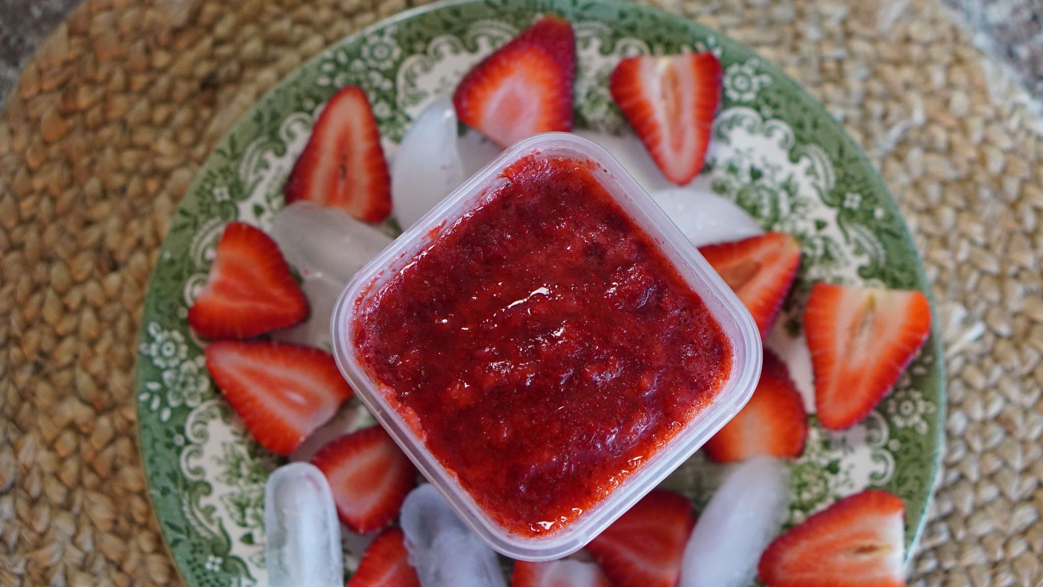 Make Delicious Frozen Strawberry Puree at Home
Strawberry puree is a versatile ingredient that adds fresh, natural sweetness to smoothies, desserts, sauces, and drinks. Making your own frozen strawberry puree at home is simple, cost-effective, and lets you enjoy the vibrant flavor of strawberries year-round.
Wisdom Preserved Website https://wisdompreserved.life/easy-steps-to-make-delicious-frozen-strawberry-puree-at-home