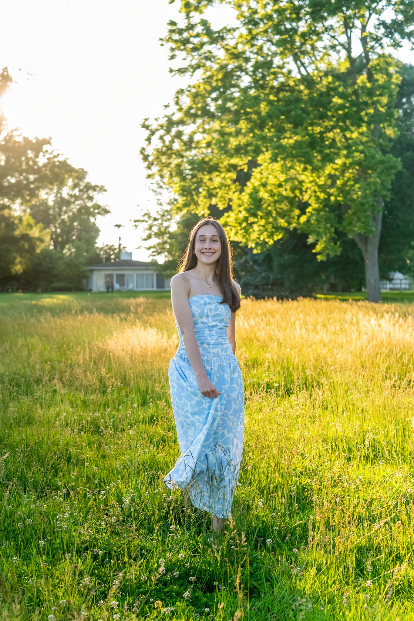 I have been taking this beauty’s photos since she was little, and now she’s a senior. Absolutely wild. 🤯
I’ve genuinely loved every session with her and her family over the years. One of my favorite parts of this job is getting to watch families grow, and she’s been one I’ve had the privilege of photographing through so many seasons.
I’m so thankful to have been a small part of her story. ❤️