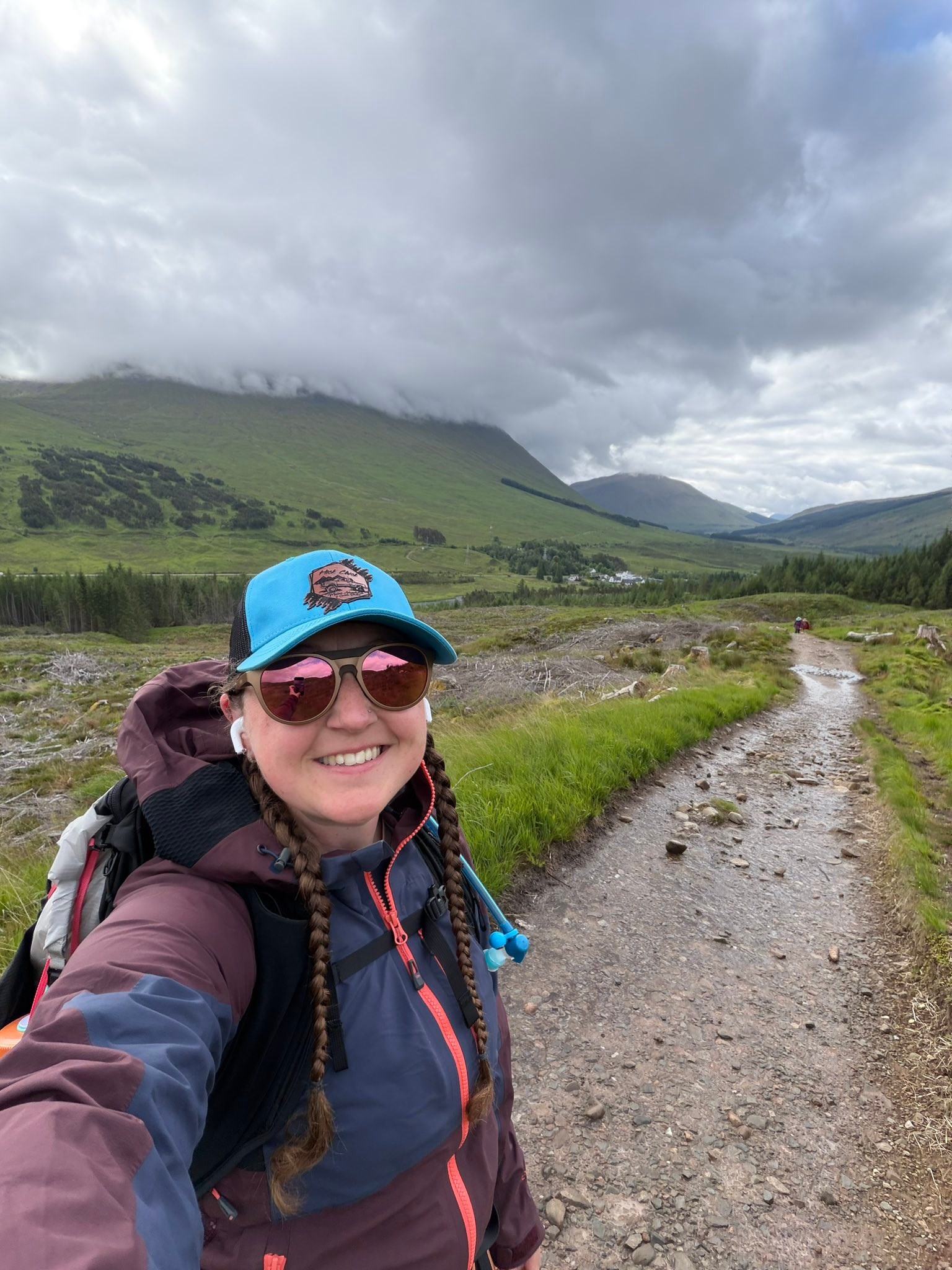 Officially 72 miles in on the trail. Today brought a fair amount of rain but also a lot of beauty. With all of the rain in the forecast I put a new audiobook on and listened during my entire trek from Bridge of Orchy to Kingshouse. I tracked 12.45 miles today and it was pretty smooth sailing. Just over 8 miles in @thathikergal and I stopped for lunch and I obviously found another awful lunch view here in Scotland 🤪
Two days left on the trail. Can’t wait to see what those miles bring to us!
@hikelikeawoman