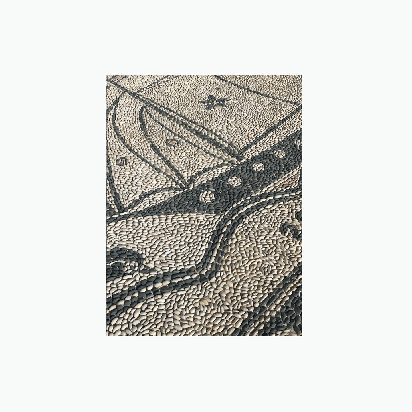 Detailed pebble paving from recent travels that took part in inspiring project Delphi
sàh design studio.
•
•
•
#MelbourneInteriors #InteriorDesignMelbourne #MelbourneArchitecture #MelbourneHomes #AustralianInteriors #InteriorArchitecture #ResidentialDesign #DesignAndBuild #MaterialPalette #ArchitecturalInteriors
