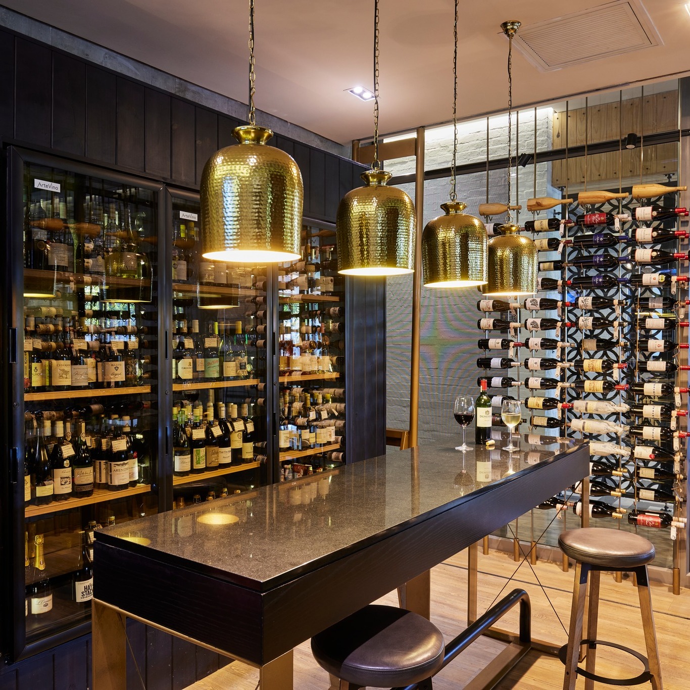 🍷 Friday plans = sorted.
Join us at Urban Umami every Friday from 17:00 to 18:00 for a complimentary wine tasting. Let us take you on a journey through the winelands!
Tag your wine partner below! 👇