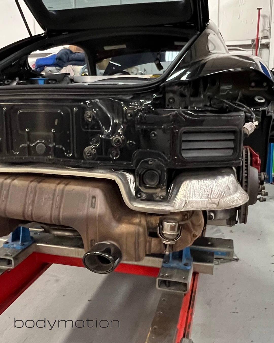 In the shop: 🚗💥
Our team is hard at work bringing this collision-damaged car back to factory-perfect condition. Precision, care, and experience — that’s the Bodymotion promise 💪🔧
We’re in motion to keep you in motion🚗
www.bodymotion.com | 732-493-2700 📲
#Bodymotion #CollisionRepair #InTheShop #AutoExperts #ExcellenceInMotion #MonmouthCountyNJ #TrustedTechnicians #PrideAndJoy #AutoBodyCare