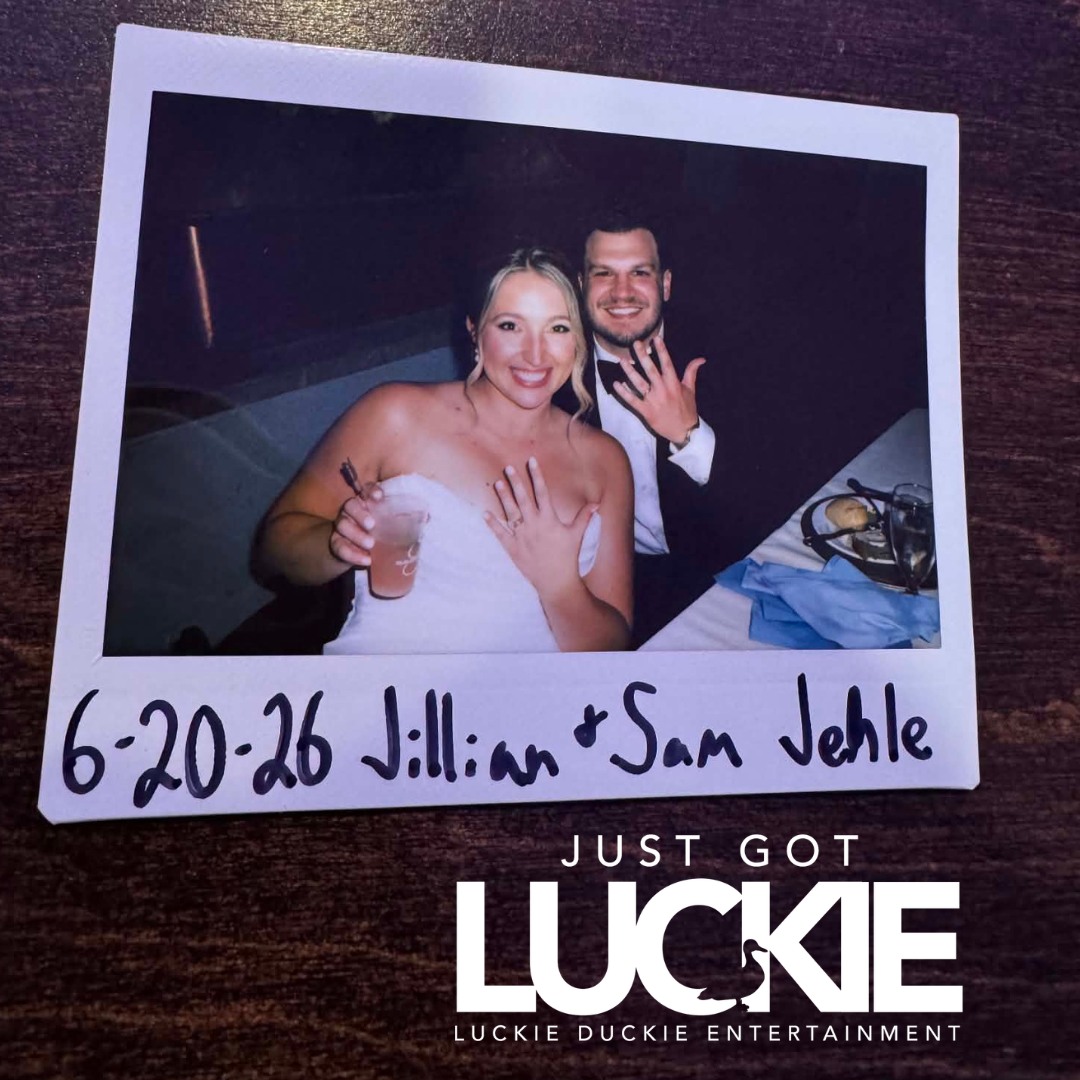 I couldn't tell if it was the summer heat or the music giving me a serious case of J Bieb fever last night! 🎶🔥
What an incredible night celebrating Sam and Jillian! They were the sweetest couple and brought so much energy all on their own. Once the dance floor opened up, it was clear their friends and family were just as fun and ready to party.
Congratulations again, Sam and Jillian! Thank you for letting me be part of such an amazing celebration. 💛🎤🥂
See more Luckie Ducks at LuckieDuckieEntertainment.com
#stlouisweddings #stldj #weddinggoals #weddingvibes #weddingdj