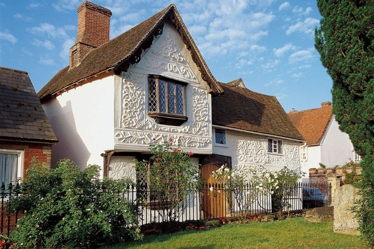 A picturesque piece of history. Say hello to The Ancient House, a beautiful 1473 medieval landmark on the church green in Clare.
This historic timber-framed cottage is filled with amazing carvings and old-world charm. It is the perfect cozy base to explore unchanged Suffolk villages or curl up next to a roaring wood fire.🔥
Details to book your historic getaway here!
https://visitsuffolk.com/businesses/the-ancient-house
@landmarktrust
#VisitSuffolk #TheAncientHouse #ClareSuffolk #SuffolkHeritage #MedievalArchitecture #UKTravel #QuaintVillages