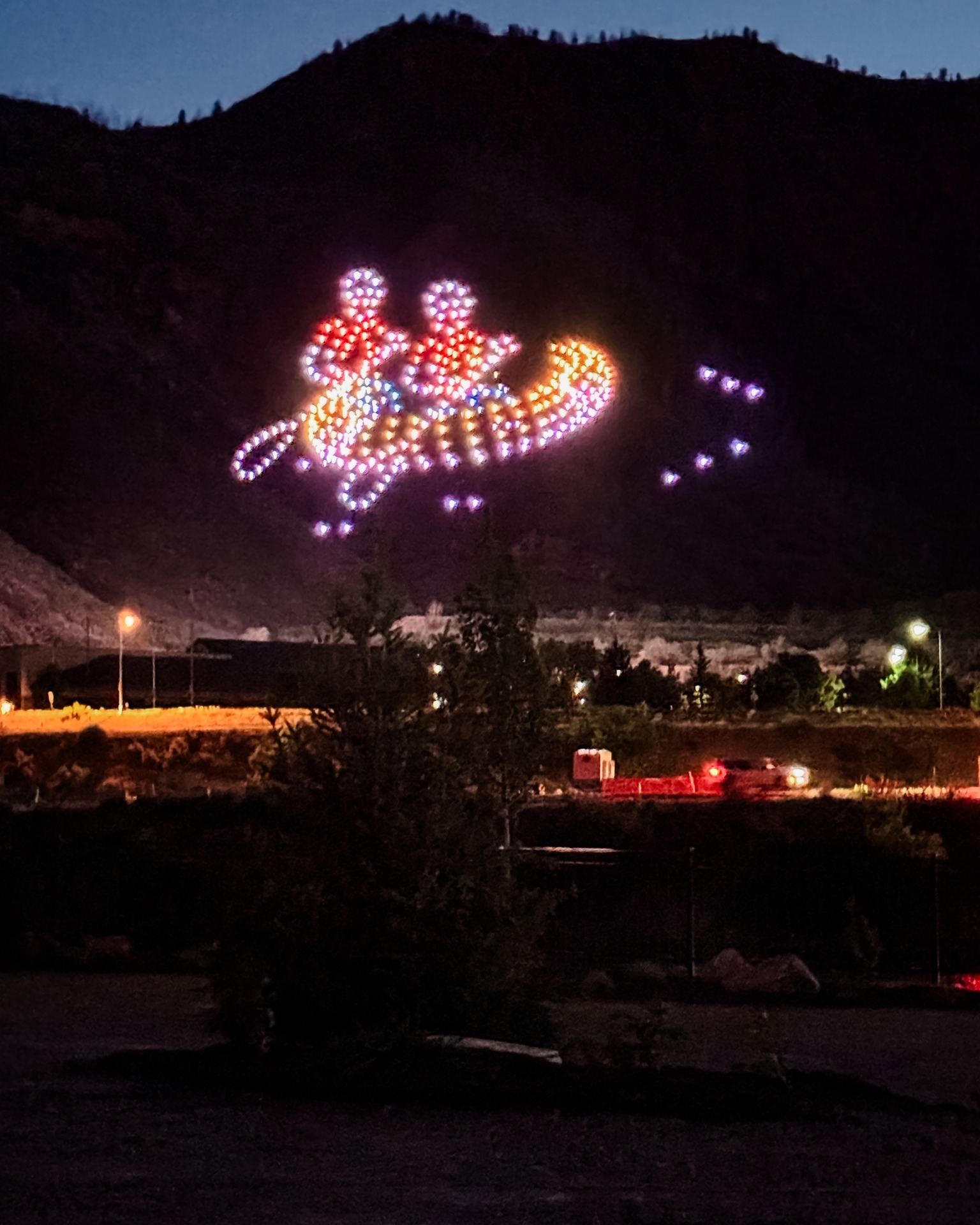 A front-row seat to Strawberry Days 🍓
This weekend, guests watched the drone show from their balcony at Caverns Village. One of the many reasons we love our location.
Walk to the hot springs, stroll downtown, and enjoy Glenwood's biggest events without ever worrying about parking.
We may be biased, but it's hard to beat being in the middle of it all.