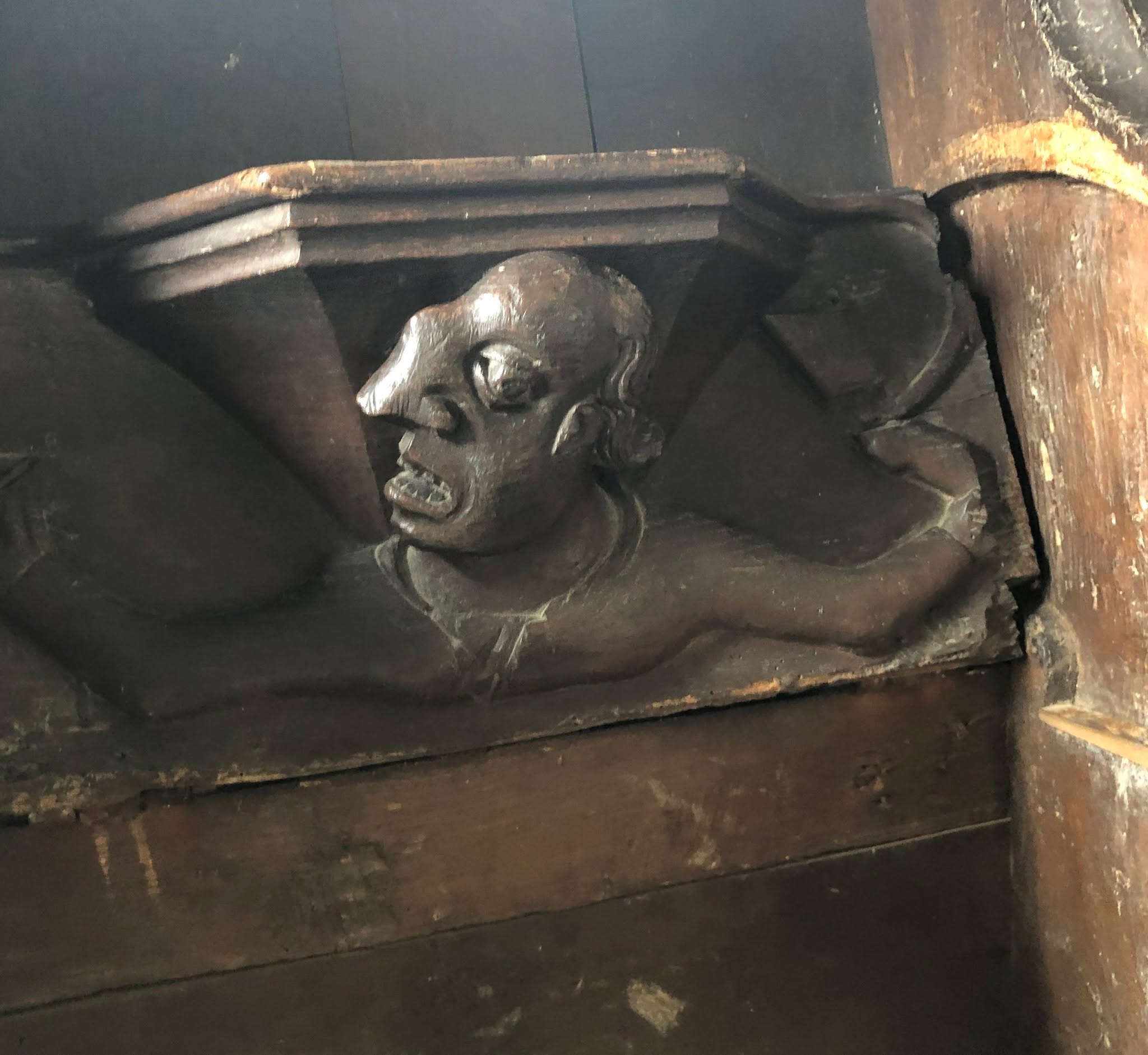 It's quite a hooter isn't it. This man with a notable nose hides under a misericord ('mercy seat') in the choir section of Swinbrook church.
#offbeatcotswolds #bluebadgeguide #bluebadgeguides
#britainsbestguides #Cotswolds #thecotswolds
#inthecotswolds #cotswoldcountry #Cotswolds_Culture #lovethecotswolds
#discoverthecotswolds #visitthecotswolds #discovercotswolds #cotswoldslife #cotswoldlife
#your_cotswolds
#cotswoldvillage #visitengland #englishvillage
#englishcountryside
#explore_britain_ #traveling_uk
#photosofengland #instabritain #europetravel