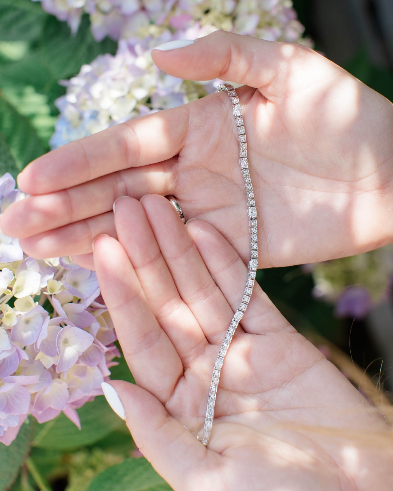 10 years looks good on @jewelintheseanantucket. ✨💎
Congratulations to Jewel in the Sea on a decade of beautiful jewelry, meaningful moments, and being a staple in the Nantucket community.
To celebrate, they're offering 10% off storewide, both in-store and online, through the end of the month.
Cheers to 10 years and many more! 🤍