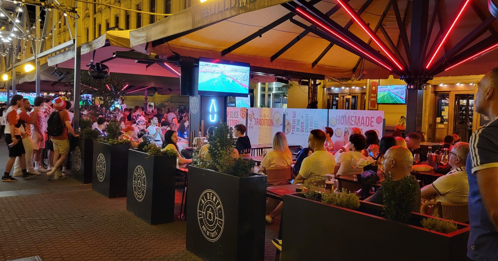 Last night was a heartbreaking night for Croatia.
A country devastated from the loss in the World Cup.
Not a single fire, overturned vehicle or any damage to any property.
They went home with tears in their eyes and went to work the next day.
This is how real people deal with a devastating loss.