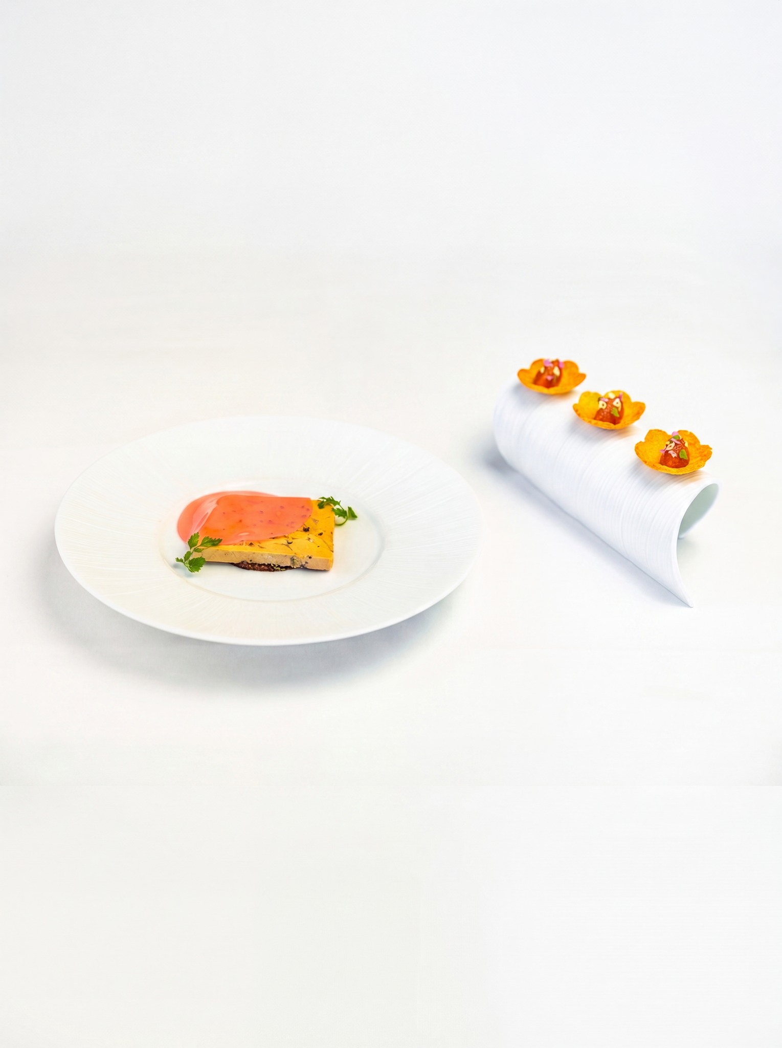 Every element has its purpose.
Duck foie gras terrine with a light redcurrant veil, autumn chutney, and brioche tuile.
#PierresDubai #GaultMillauUAE #michelinguidedxb #pierregagnaire