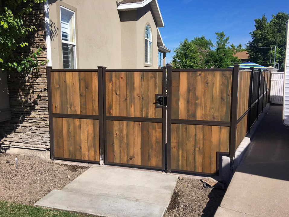 This custom gate adds privacy, security, and curb appeal all in one. Built to fit the space and designed to last for years to come.
#gate #metalworks #fabrication #metaldesign #steelworks #americaneaglewelding #design #modernsteel #custom #metalrailing #architecture #utahdesigner #homedecor #metalfab #metal