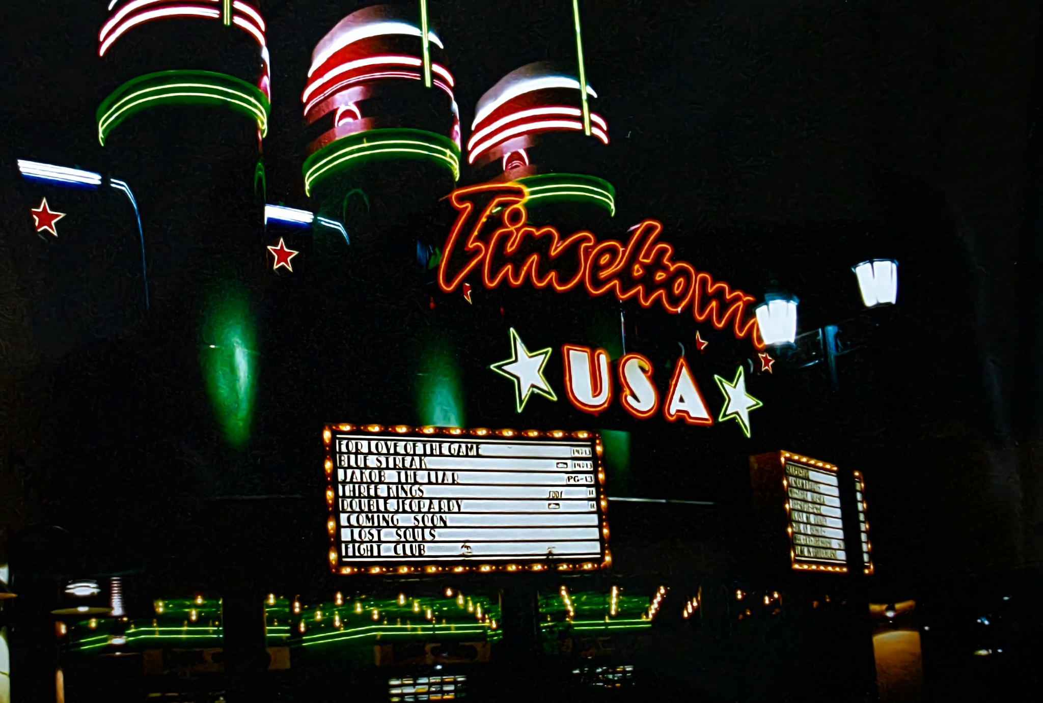 Ah, the sweet smell of movie theater popcorn and pure nostalgia.
We are throwing it WAY back to a classic night at Tinseltown. If you zoom in on the movies playing, it’s a total dead giveaway for the era.
Who remembers this? More importantly... who knows the exact year?
#VillageMedfordCenter #TinseltownTheatres #MedfordHistory #ThrowbackPic #WaybackWednesday #PopcornAndMovies #OregonLife #VintageMedford