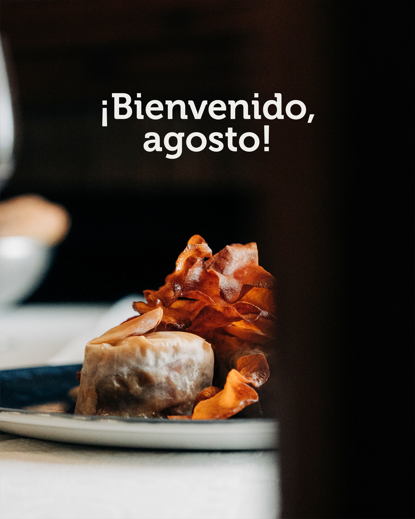 Bienvenido, agosto ☀️
Un mes especial en Morella y en toda la comarca. Días de reencuentros, familia, amigos, fiestas y momentos que nos recuerdan lo bonito que es volver.
Volver al pueblo, volver a casa, volver a compartir una buena conversación alrededor de una mesa 🧡
En el Mesón del Pastor os esperamos para disfrutar juntos de agosto, de su ambiente y de todo lo que trae consigo.
📞 Reservas: 964 160 249
#mesondelpastor #bibgourmand #morella #elsports #guíarepsol