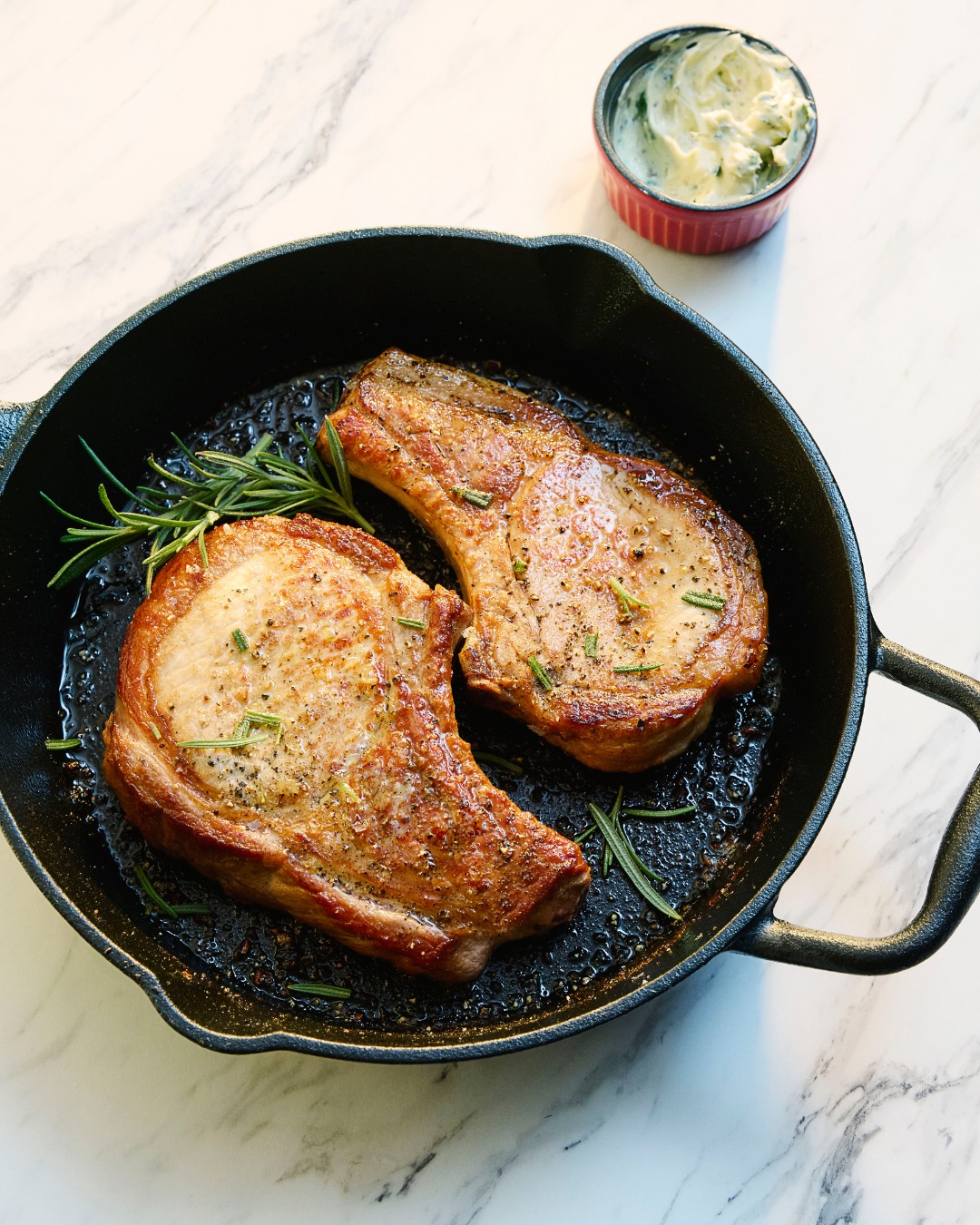🐖 Pork Fun Fact!
Did you know? Pork is the most widely eaten meat in the world! 🌎
From pork chops and tenderloin to pulled pork and bacon, it's a versatile protein enjoyed in countless recipes and cuisines across the globe.
#tastewhatporkcando