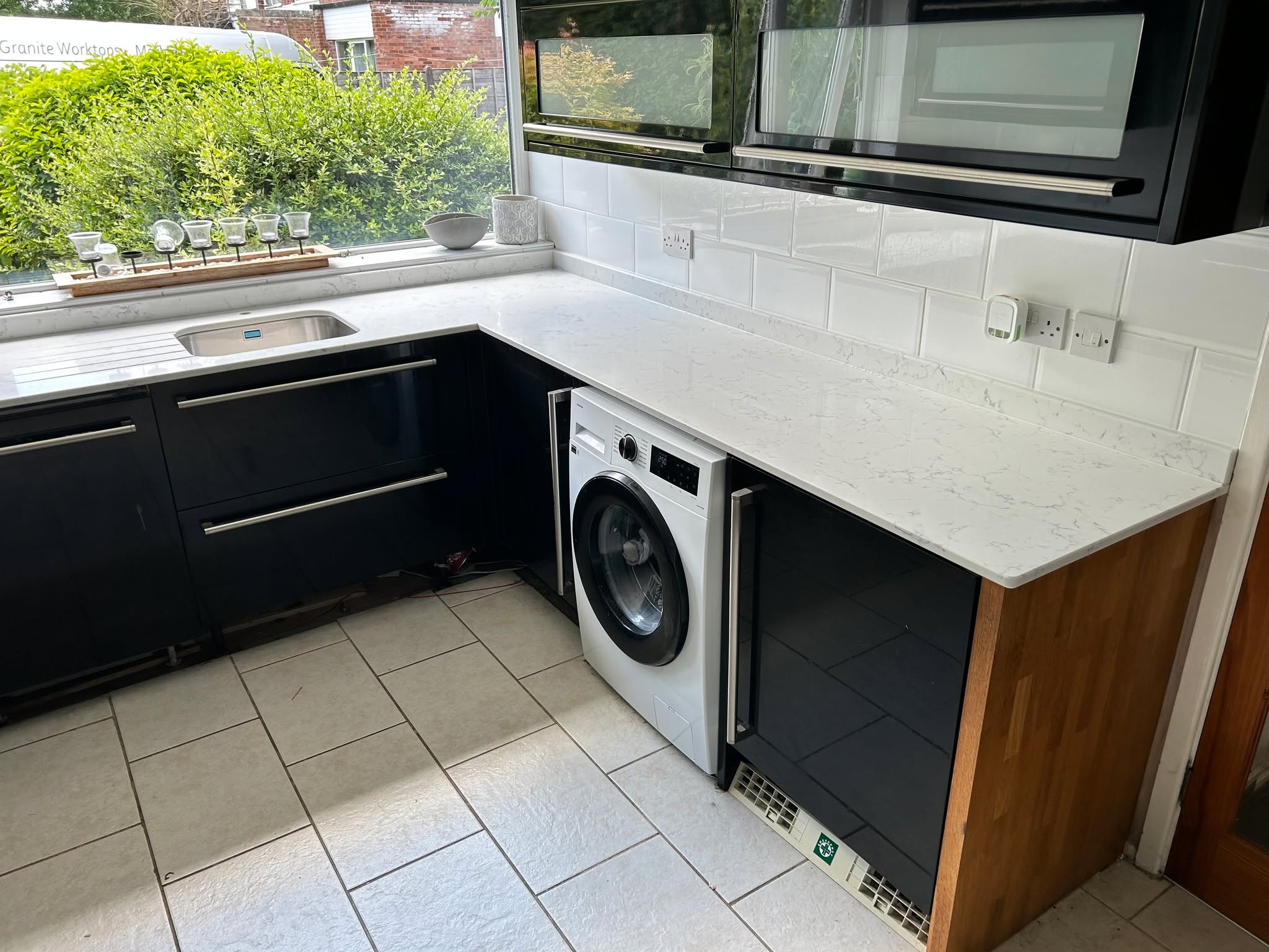 Qstone Carrara 20mm worktops fitted as part of a kitchen makeover by Jaxon Rose Makeovers @jaxonrose_makeovers fitted in Hazel Grove #homeimprovement #quartzworktop #kitchenworktops #quartzworktops #kitchenideas