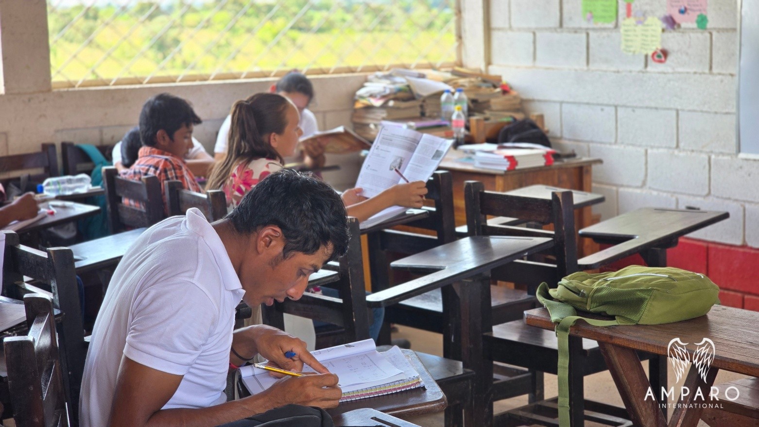 This month, Nicaragua celebrates Student's Day! 🎉📚
We thank God for every student in our school and for everyone whose support makes their education possible. Together, we are helping raise the next generation of leaders who will make a lasting difference in their communities and our nation.
Happy Student's Day!
–
¡Este mes Nicaragua celebra el Día del Estudiante! 🎉📚🇳🇮
Damos gracias a Dios por cada estudiante que forma parte de nuestra colegio y por todas las personas que, con su apoyo, hacen posible su educación. Juntos estamos formando a la próxima generación de líderes que transformarán sus comunidades y nuestro país.
¡Feliz Día del Estudiante! 💙