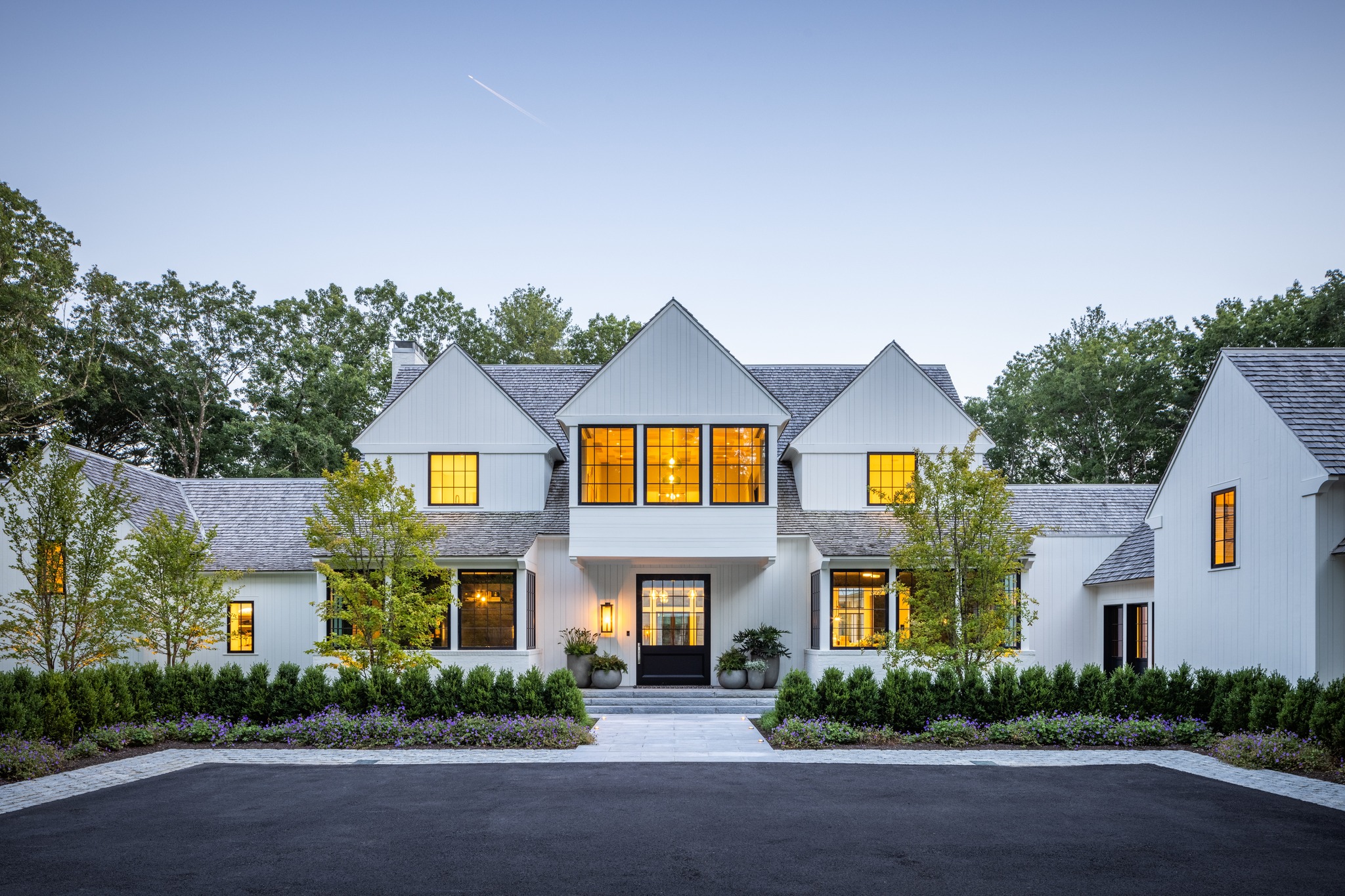 Thoughtful craftsmanship is evident across every part of this exterior, from the dramatic gabled roofline to the clean siding transitions and carefully proportioned windows.
Photograph: @crucinski_
Architect: @mcalpinehouse
Interior Design: @changoandco
#CustomHome #LuxuryHome #LuxuryBuilder #CustomBuilder #CustomHomeBuilder #LuxuryConstruction #FineHomebuilding #ResidentialConstruction #HomeExterior #ExteriorDesign #CustomArchitecture #ResidentialArchitecture #ArchitecturalDetails #Craftsmanship #NewConstruction #DreamHome #NewEnglandHomes #MassachusettsBuilder #BostonBuilder #LuxuryRealEstate
