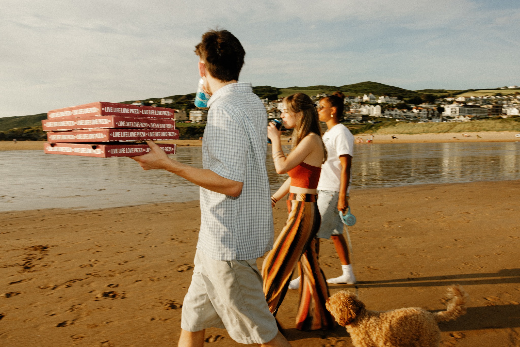 Who wants a pizza da action… for FREE?
We love seeing what you're all up to when you’re out and about. Catching some rays, catching some waves, sunset pizza...it's all out there for the taking. 🍕❤
So, if you’ve got a good snap from one of your Stoned outings, tag us in it or send it our way and you’ll be entered into a draw to win a pizza meal for four. Boom! 😎
Four pizzas. Four drinks. Four dips. Sorted. 👌
And yes, there are T&Cs. Sorry. We have to do this bit. 👇
Go on then. Let the good times roll 🌊
T&Cs: All posts between Sunday 23rd and Monday 31st August 2026 where Stoned Pizza is also tagged will be entered into a prize draw. The winning entrant will receive any four pizzas of their choice, plus four drinks and four dips. The draw will take place on Tuesday 1st September 2026 and the prize must be claimed by 30th September 2026. Winner will be notified by direct message. The prize must be accepted as offered. No cash alternative. Promoter: Stoned Pizza Limited, 9 Wilderbrook Way, Ilfracombe, Devon, EX34 8FN.
#freepizza #woolacombe #croyde #ilfracombe #stives #visitdevon #northdevonbeaches #croydebay