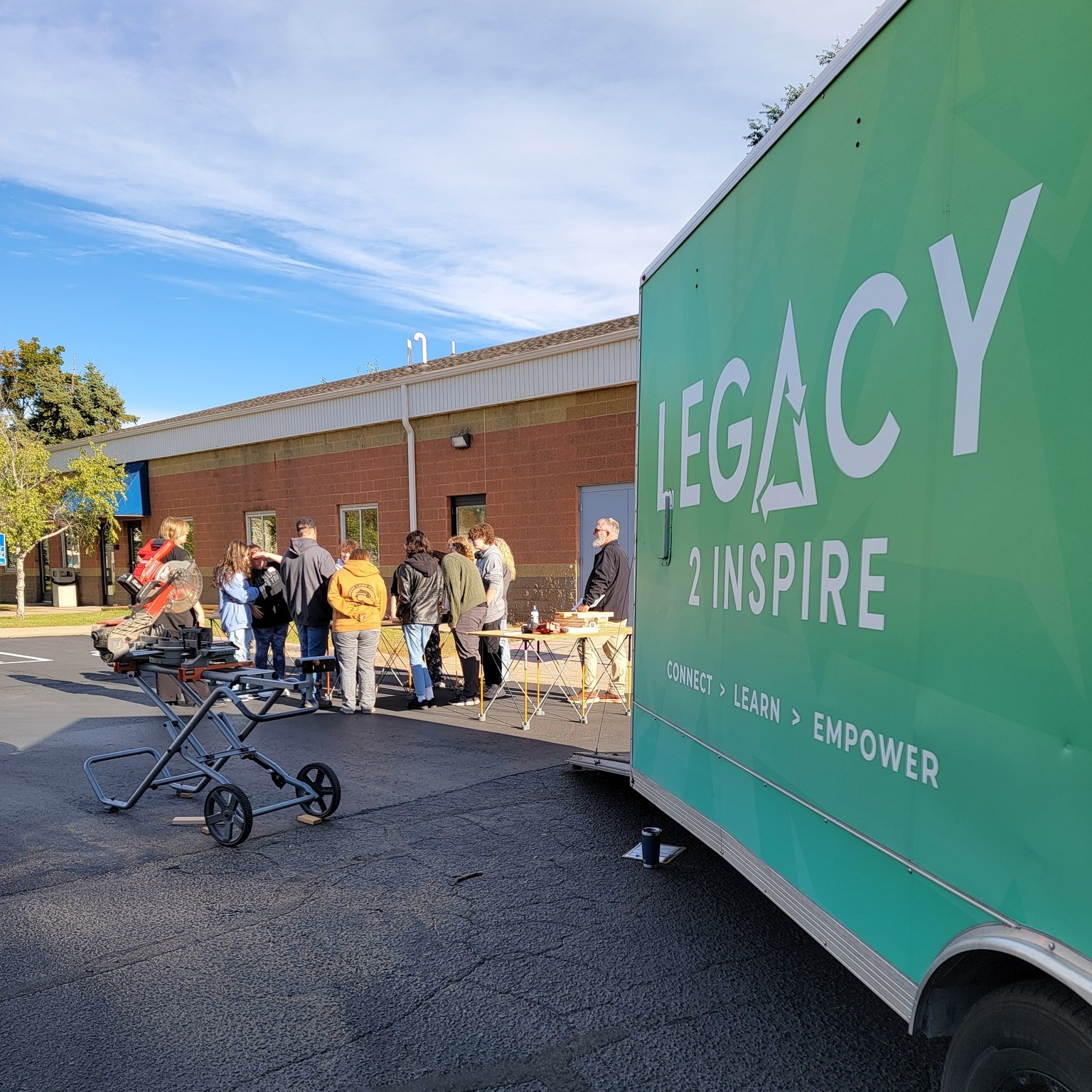 🎉 We’re getting ready to kick off a new school year!
In just a couple of weeks, we’ll be back at our partner schools, welcoming new and returning students into the Legacy 2 Inspire workshop.
We can’t wait to build new projects, make new memories, and—most importantly—build meaningful connections with youth across our communities.
Here’s to another year of connecting with youth through building together!