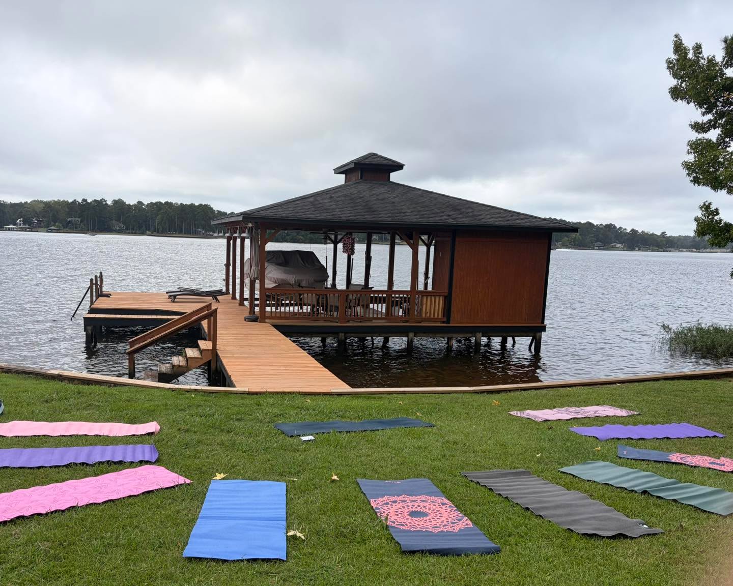 What a perfect day for a birthday party on the lake! So grateful to the group of friends who invited me out to guide a little morning practice. And even better? The kind words they shared after đ what a great start to the weekend!
Message:
Liz was amazing! Having Liz come and do a private yoga lesson for a friendâs birthday gathering was top tier. She allowed us to release any toxins and embrace our bodies, minds and hearts! Highly recommend 10 out of 10
#comehometoyoursoul #healthybodyhealthymind #comehometoyourselfâ¤ď¸ #healthybodyandmind #healthybody #takeadeepbreath #comehometoyourroots #welcomehome #healthybodyhealthymindhealthysoul #comehometoyourself #healthybodyhappymind #justbreathe #comehometoyourbody #comehometoyourheart