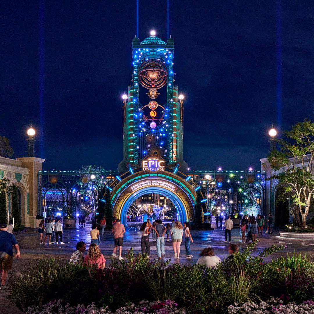 🍂Pumpkin Spice & Park Nights🌕
Cool evenings + nighttime rides = elite Universal energy 🎢🌙
🎟️ Message us to plan the perfect fall itinerary!🧳
#FairyGodmotherTravel #UniversalOrlando #HalloweenHorrorNights #HHN #FallAtUniversal
#UniversalHotels #ThemeParkVacation #SpookySeason #WizardingWorld
#CityWalk #EpicVacation