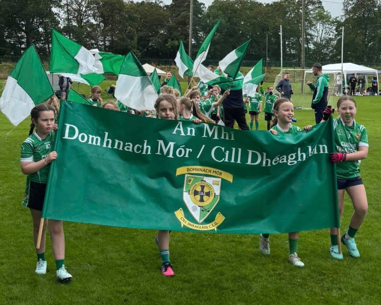 Our Under 8 girls headed over to Dunboyne on Saturday for a brilliant, well organised blitz, taking on some fantastic teams from host club Dunboyne, St Mary's, Simonstown, and Ratoath.
The girls represented Donaghmore Ashbourne so proud, their teamwork, grit, and determination on the pitch were incredible to watch from start to finish! Every single player gave it her all and played with huge smiles.
Míle buíochas le Dunboyne GAA for hosting such a wonderful morning of Ladies Football. We're already looking forward to the next one!