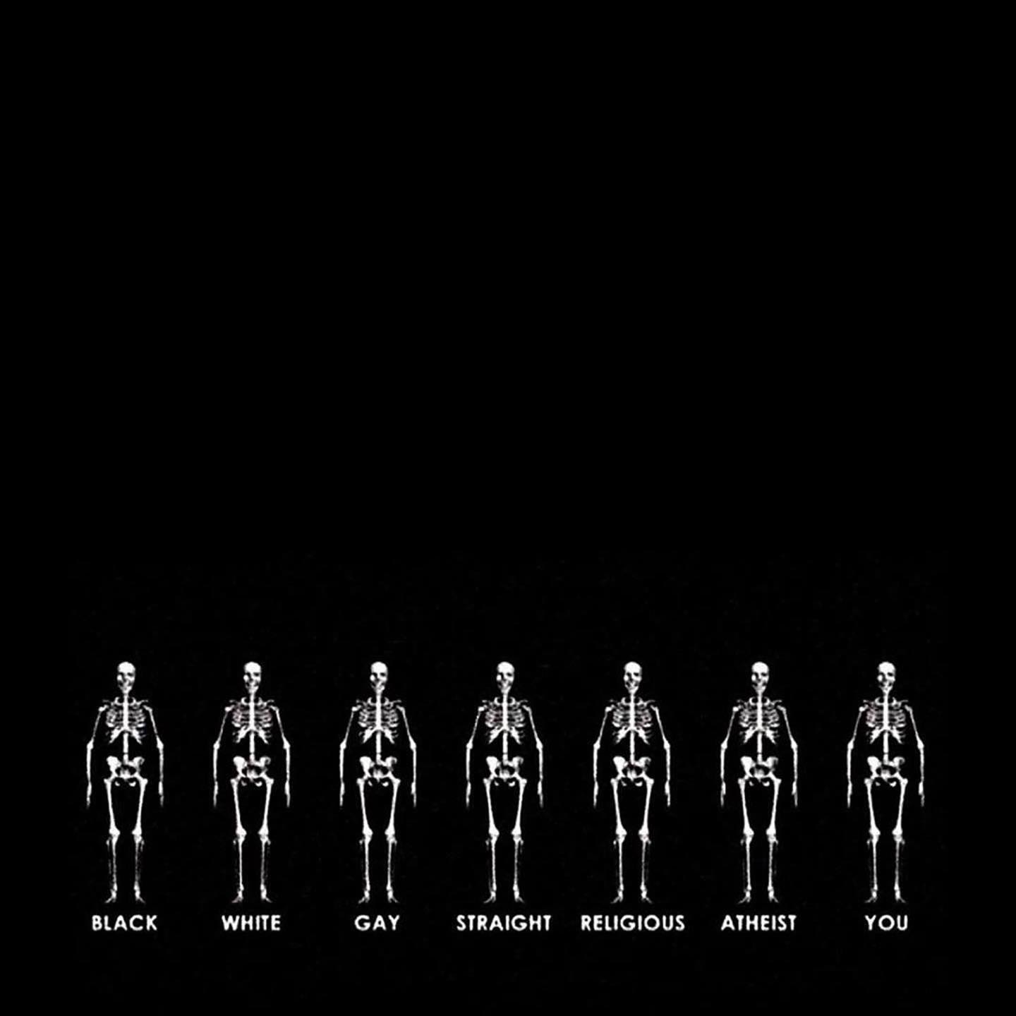 “Nossas vidas começam a terminar no dia em que nos silenciamos para as coisas que realmente importam.” 🖤
• "Eu tenho um sonho: que meus quatro filhos um dia viverão em uma nação onde não serão julgados pela cor de sua pele, e sim por seu caráter".🖤
. . "Our lives start to end the day we are silent for the things that really matter." 🖤 • "I have a dream: that my four children will one day live in a nation where they will not be judged by the color of their skin, but by their character" .🖤 .
.
.
.
.
.
#antiracism #georgefloyd #love #igualdade #amor #life #live #god #liberdade #liberty #usa #please #peace #friends #calm #perdao #justiceforgeorgefloyd #justice #justiceforfloyd