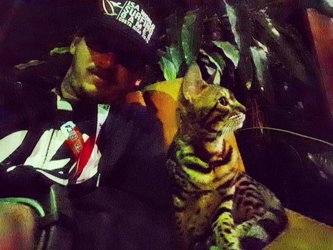 MangiferaCREW in the Backyard Just relax #mangiferahostel #friends #crew #greciacostarica #enjoylife ~ COSTA RICA~