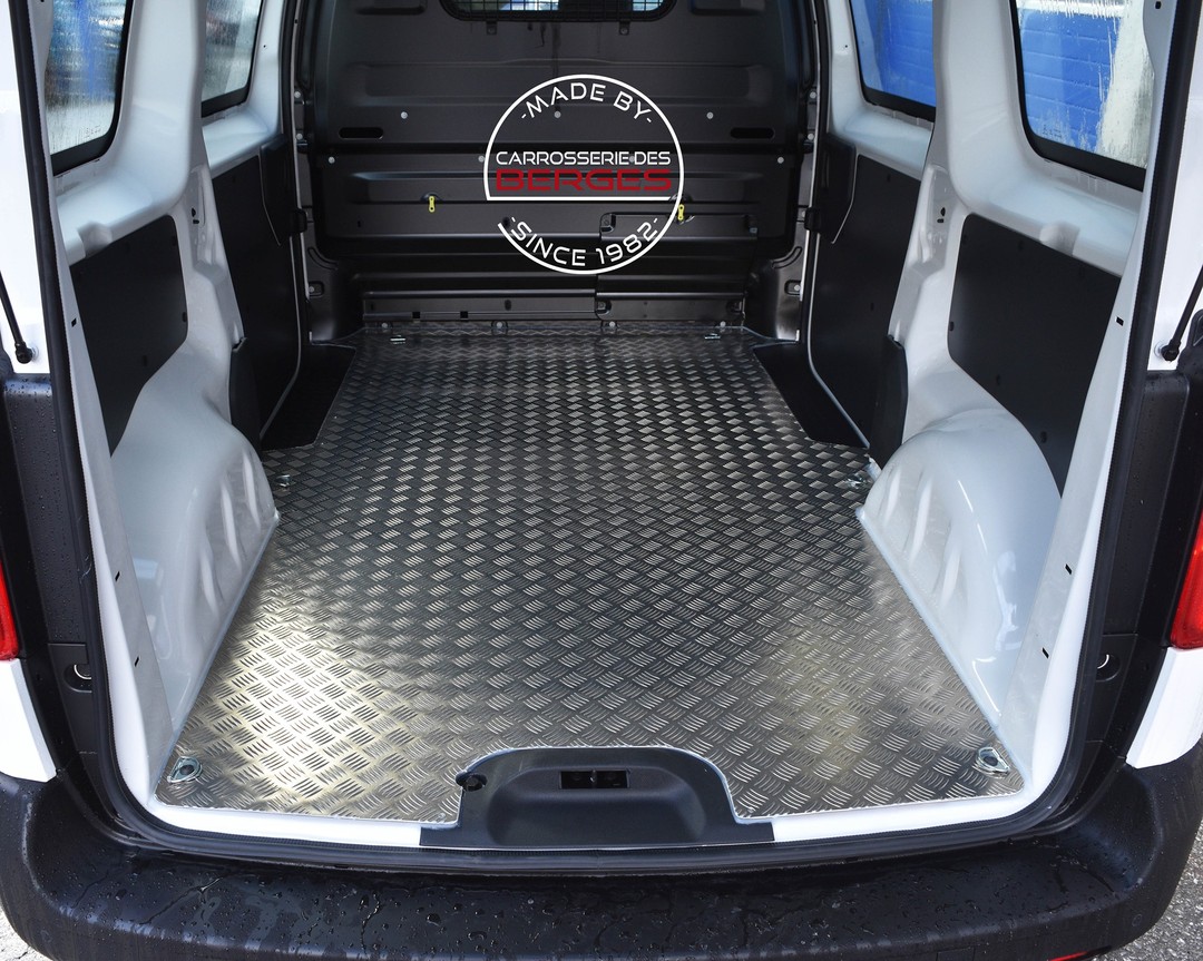 Solide🦾, léger, facile d’entretien😅, durable♻️, …
Simple protection ou aménagement complet,
La Carrosserie des Berges, un service, des compétences et un savoir-faire unique en Valais pour adapter et protéger votre véhicule utilitaire.
Intéressé ?
👉 Contactez dès maintenant notre équipe pour une proposition personnalisée !
#BergesSion #valais #Sion #Arbaz #Grimisuat #Saviese #Veysonnaz #Ardon #Chamoson #Conthey #Nendaz #Vétroz #Ayent #évolène #hérémence #Saintmartinvalais #Vex #Montnoble #Saintléonard #Grône #Leytron #Iserables #Riddes #Saillon #Fully #Saxon #Charrat #protectionaluminium