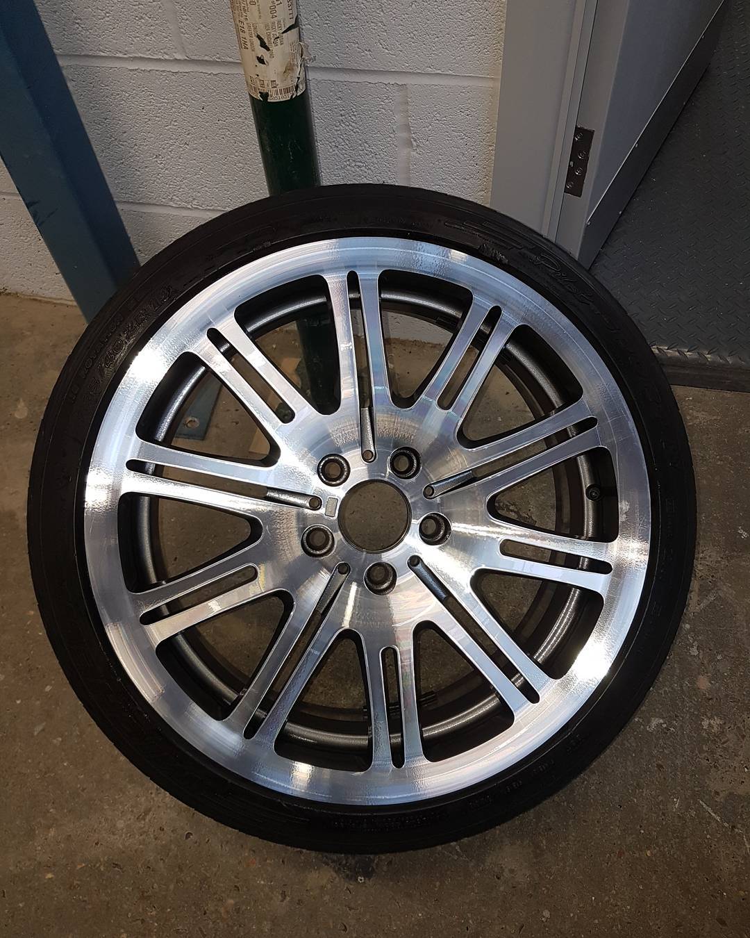 Diamond cut refurb #bmw #m3 #alloywheelrefurbishment #diamondcut #wheelrepair