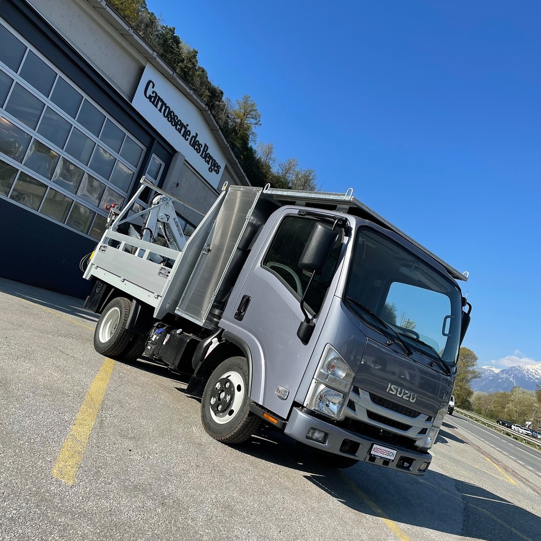 Adapté à vos besoins, fait pour durer 👍
👉 Service, écoute, compétences et savoir-faire pour transformer, adapter ou modifier votre véhicule utilitaire.
#BergesSion #aluminium #serrurerie #ISUZU #savoirfaire #valais #sion #sierre #martigny