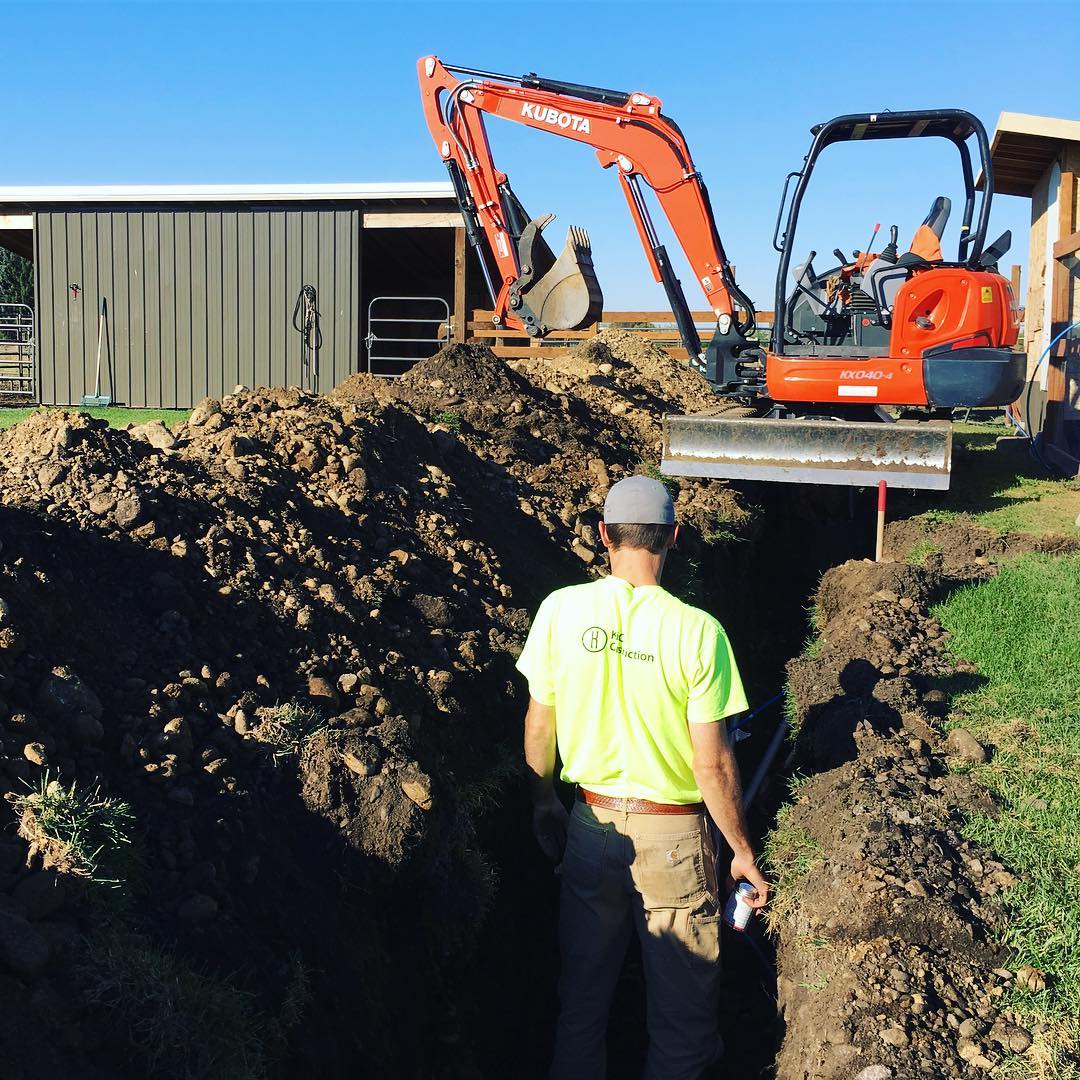Every once in a great while KrisCo doesn’t just work on homes! #diggintrenches #miniexcavator #layingpipe #winterizingthefarm #kriscoconstruction #northidahocontractors #construction