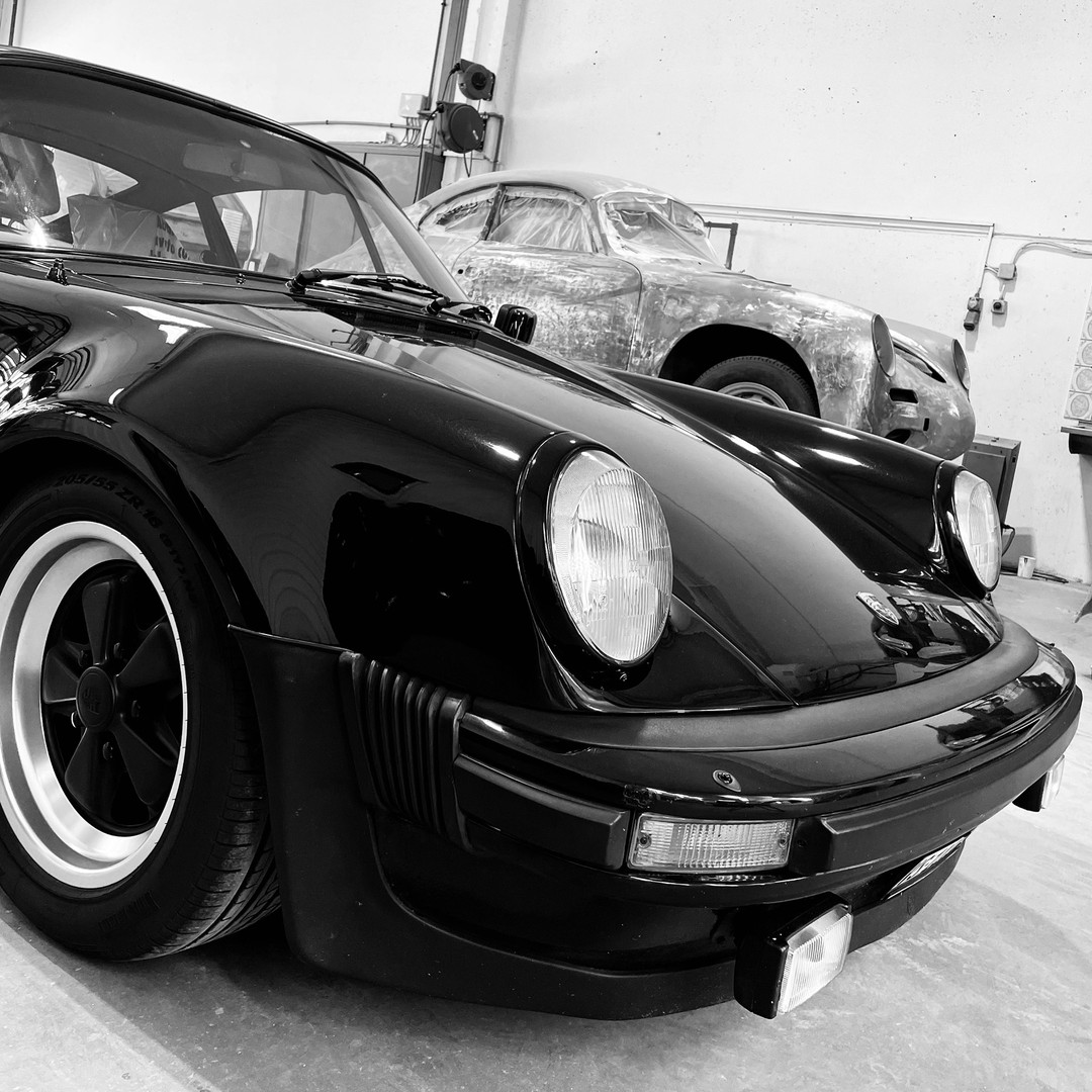 Aux petits soins de nos anciennes 😍
👉 www.carrosseriedesberges.ch
#BergesSion #porschevalais #Valais #porsche #porsche356 #porscheturbo #carrosseriesuisse #porsche911