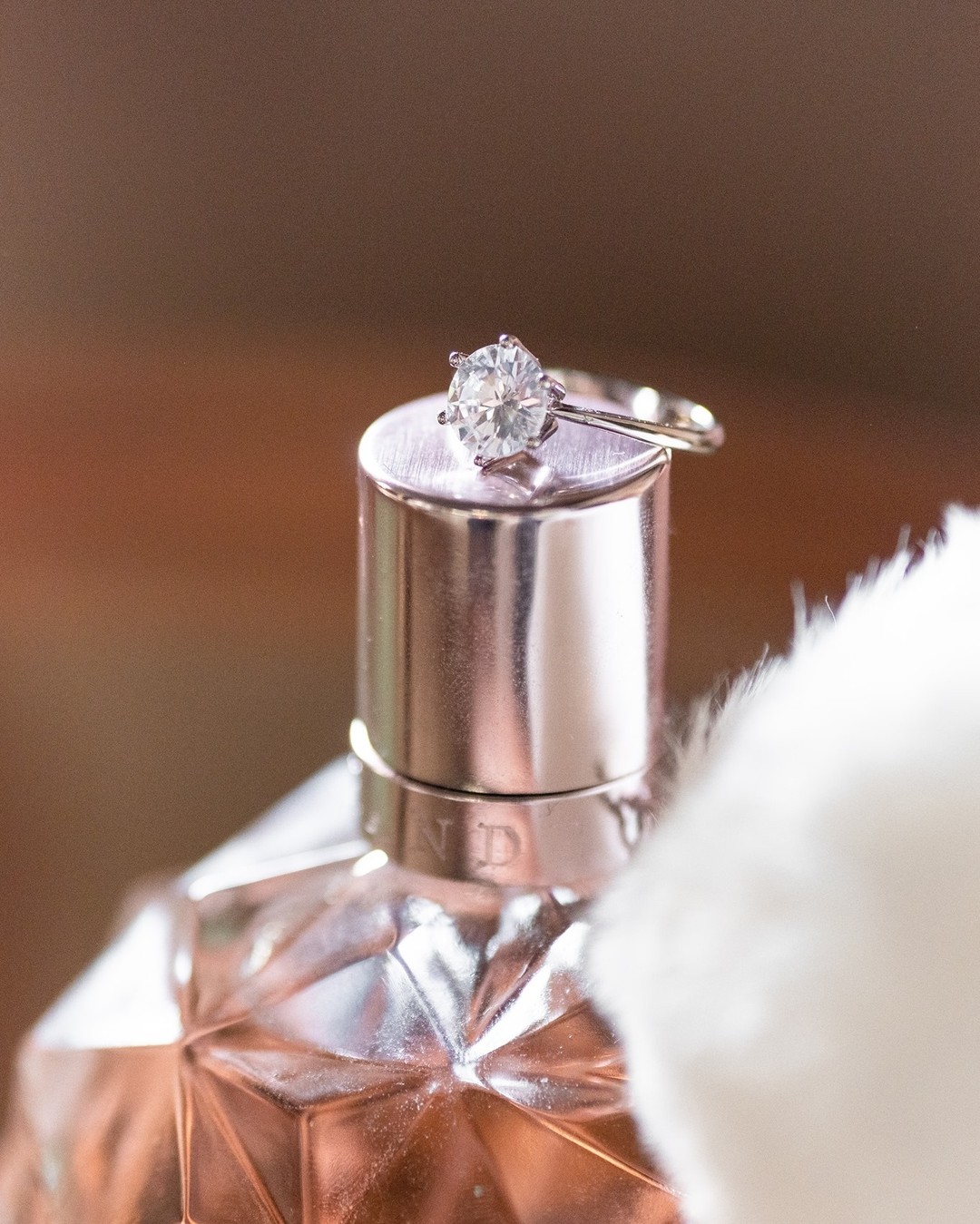 Classic never goes out of style ✨
#Rings #WeddingZA #engagementring #weddingphotographer #blingbling #diamondring #diamondsareforever