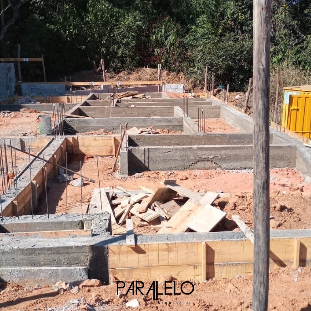 Faça em toda obra o projeto arquitetônico e estrutural! Estes projetos são os pilares de uma obra com economia e segurança.
Aqui o inicio de uma casa geminada, logo logo postamos mais etapas deste incrivel projeto!
Faça seu orçamento!
.
.
.
.
.
.
.
.
.
#arquiteto #arquitetura #obra #projeto #casa #reforma #construção