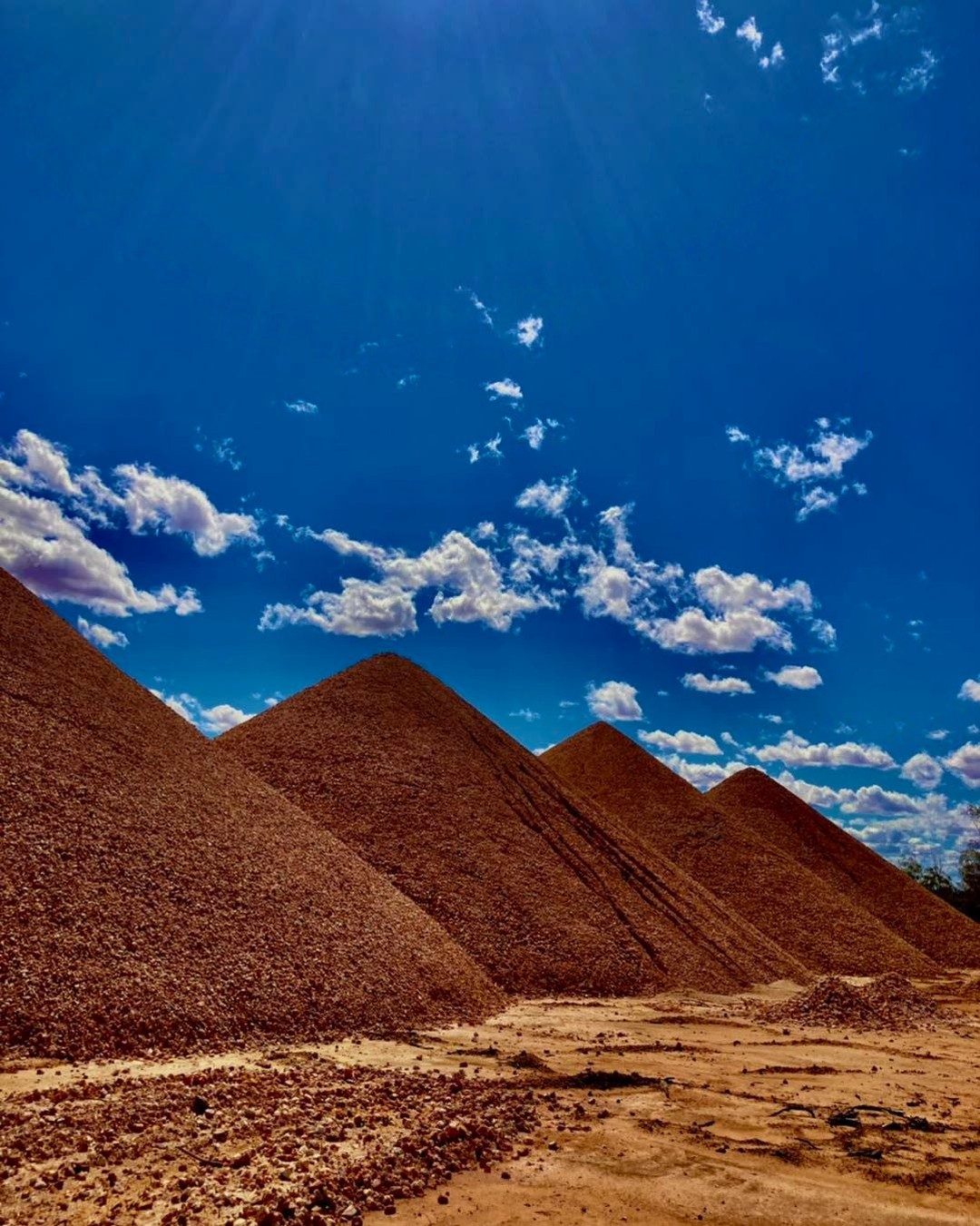 Designed With A Difference…. CFFT handbags from Outback Qld to you … exclusively from Elegant Emu…. elegantemu.com
#SayItFair #CFFT #cristinaforfairtrade #adavale #quilpieshire #outbackaustralia #ethicalfashion #ethicalbrand #womenshandbag #fairtrade #fairtradefashion #designerhandbags #onlineshopping # freeshipping #giftsforher