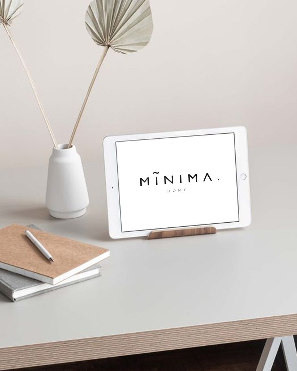 Happy Monday everyone! I have such a big week planned this week. The silly season has well and truly kicked in - that’s for sure. ⠀⠀⠀⠀⠀⠀⠀⠀⠀
⠀⠀⠀⠀⠀⠀⠀⠀⠀
I was so naive this year in thinking the Christmas ramp up wouldn’t happen. Alas, another year and an intense lead up to Christmas. 😂⠀⠀⠀⠀⠀⠀⠀⠀⠀
⠀⠀⠀⠀⠀⠀⠀⠀⠀
How is everyone else finding it? ⠀⠀⠀⠀⠀⠀⠀⠀⠀
⠀⠀⠀⠀⠀⠀⠀⠀⠀
-⠀⠀⠀⠀⠀⠀⠀⠀⠀
⠀⠀⠀⠀⠀⠀⠀⠀⠀
#brandstorytelling #minimalbrands #minimalbranding #welovebranding #modernbranding #brandreveal #brandstyling #brandlove #thecreativegrid #brandingrefresh #bespokebranding #smallbusinessbranding #modernlogo #branddesign #brandidentity #femininebranding #brandingideas