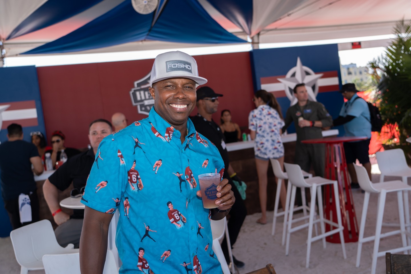 Happy Fourth of July! We'll be enjoying some Heroes Vodka today to celebrate this country and our independence 🇺🇸 Cheers!
.
.
#RSLipman #HeroesVodka #Heroes #TheSpiritofaGratefulNation #FourthofJuly #July4 #Independence #America