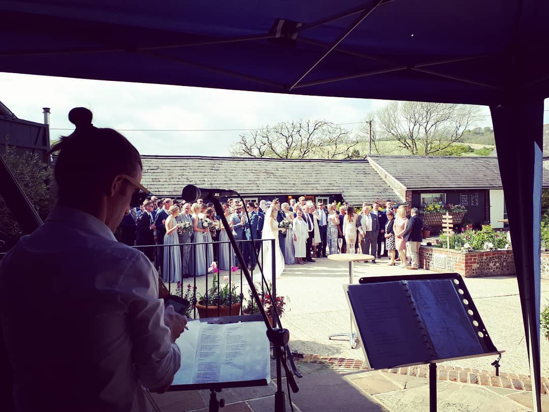 Gig number 2 of the week! Dave & Clare did an acoustic duo set in the afternoon outside in the lovely sunshine. Just ask if you would like some acoustic music during the day!
#surreywedding #sussexwedding #upwalthambarns #acousticcoversduo