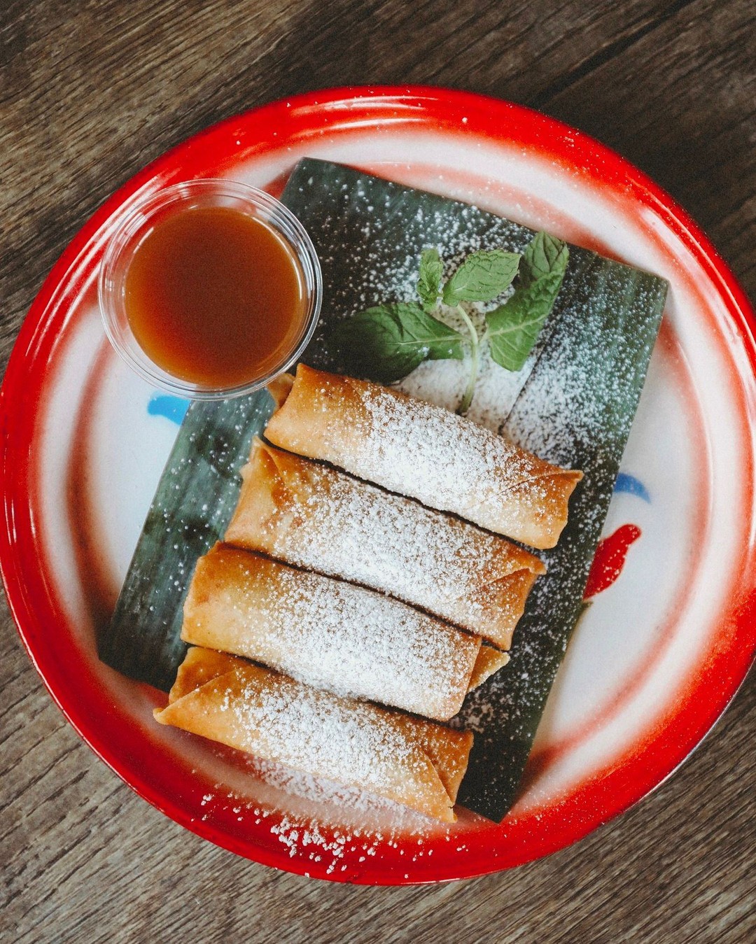 October 14th is National Dessert Day. We have the goods.
✨️ Caramel Apple Eggrolls
✨️ Sticky Rice & Mango
✨️ Thai Fried Bananas with chocolate sauce
If you came in for just one, or all three, we wouldn't judge. Just sayin'
Photos 1 & 2 by @siegefoodphoto
.
.
.
#sweetbasilmke ##siègefoodphoto #caramelapple #caramelappleeggrolls #thaidesserts #thaistreetfoods #milwaukeefoodie #nationaldessertday
