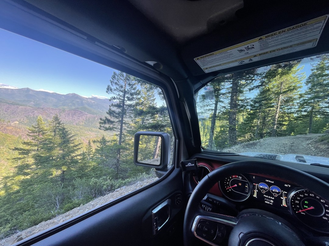 While patiently waiting for the snow to melt, we dream of trips like this in the Trinity alps!
#cypressoverland #overland #overlanding #4x4 #vanlife #jeepcamping #getaway #roadtrip #bucketlist #campervan #camperlife #travelgram #california #californiaadventure #californiadreaming #visitcalifornia #sanfrancisco #dothebay #sandiego #westcoast
