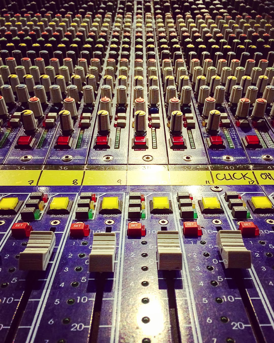 The golden touch of the Midas Heritage 3000 #rehearsal #studio #midasconsoles #midasmixing #SW19