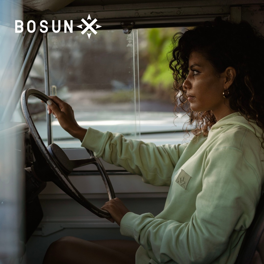 Embrace adventure in the Byron Bay Print Hoody.
With functional details and a relaxed fit, it's the perfect companion for any adventure.
This versatile hoody has you covered, available at the link in bio ⬆️
#ByronBayHoody #AdventureStyle #GoExplore