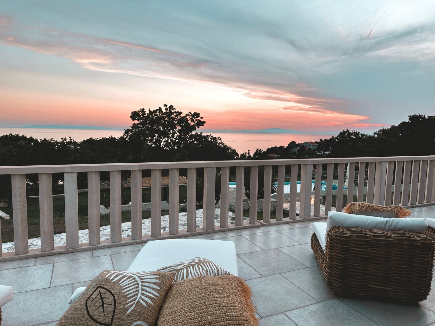 Villa Magran - A Croatian Luxury HIdeaway on Pag Island
5 bedrooms, beachfront, sea direct access, pool, tennis court, watersports.
#luxuryvillarental #croatianvilla #pagisland #summer2023 #seasidevilla #luxuryholidays #luxurybeachvilla #luxurytravel #sunsetvilla#adriaticsea #novalja #croatiaphotography #villaholidays#pagislandholidays