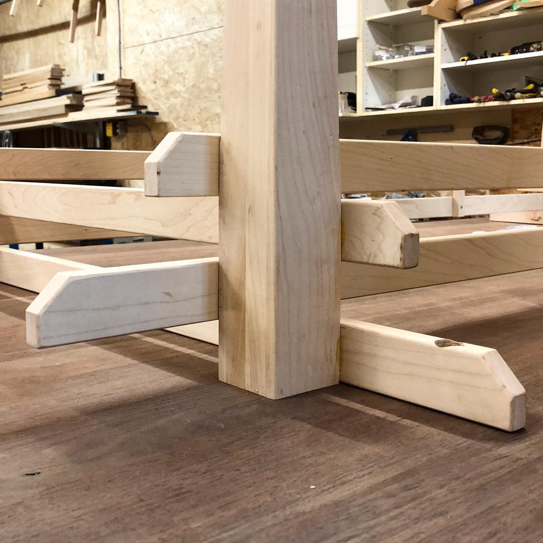 Crisscross join joint